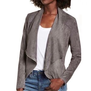 NEW BLANKNYC GREY FAUX SUEDE DRAPE FRONT JACKET